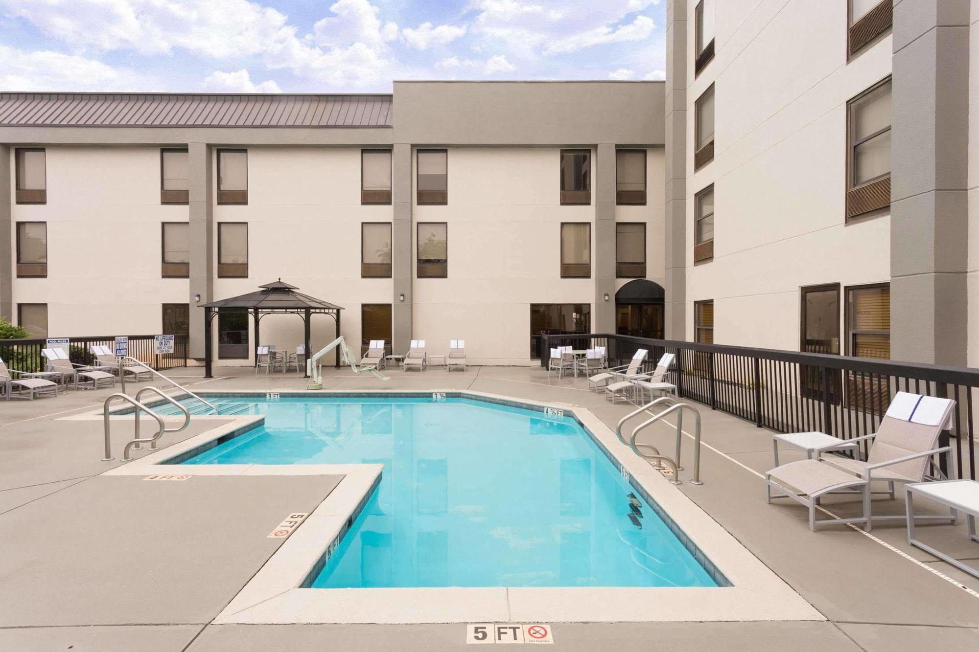 Wyndham Garden Greenville / Spartanburg Airport 外观 照片